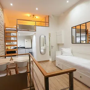 https://loft-2-chambres-marais-notre-dame-de.fr-paris.fr